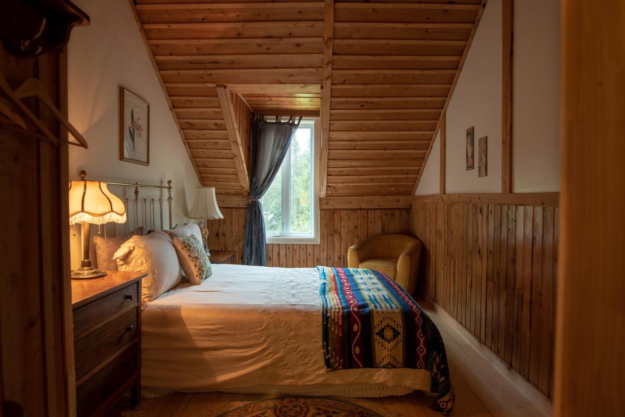 Auberge Restaurant La Mara Saint-Joseph-de-Ham-Sud ภายนอก รูปภาพ